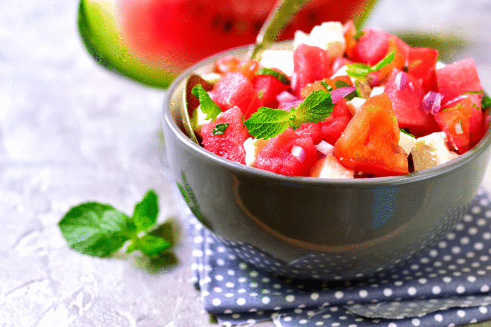 Feta és dinnye saláta